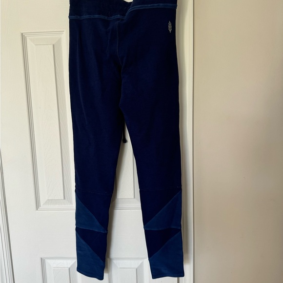Free people movement Kyoto high rise ankle leggings xs - Picture 3 of 6